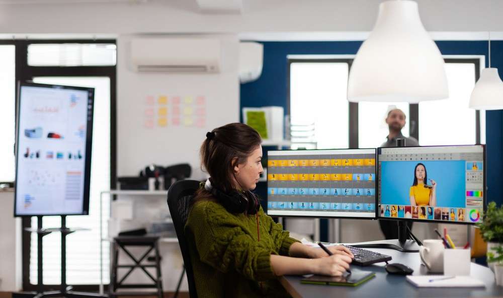 Graphic Design Course: Your Complete Roadmap to a Creative Career